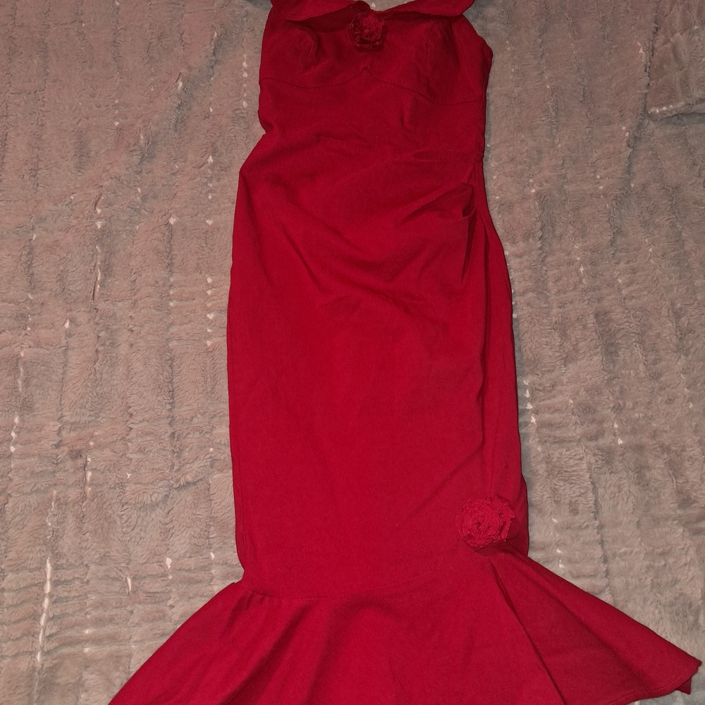 Elegant Red Strapless Prom Dress